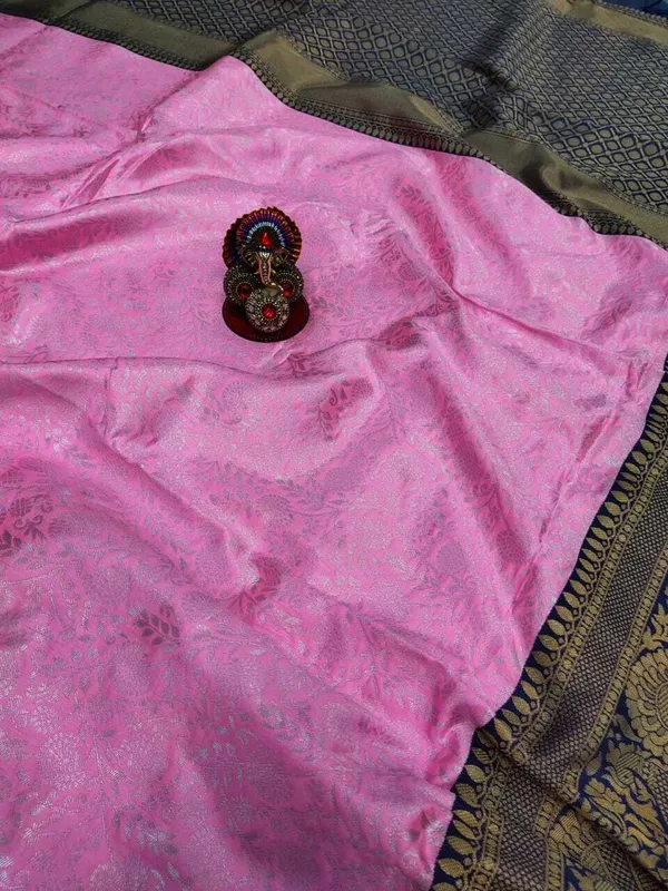 Pink_Embellished_Banarasi_Jacquard_Saree_(Pink)